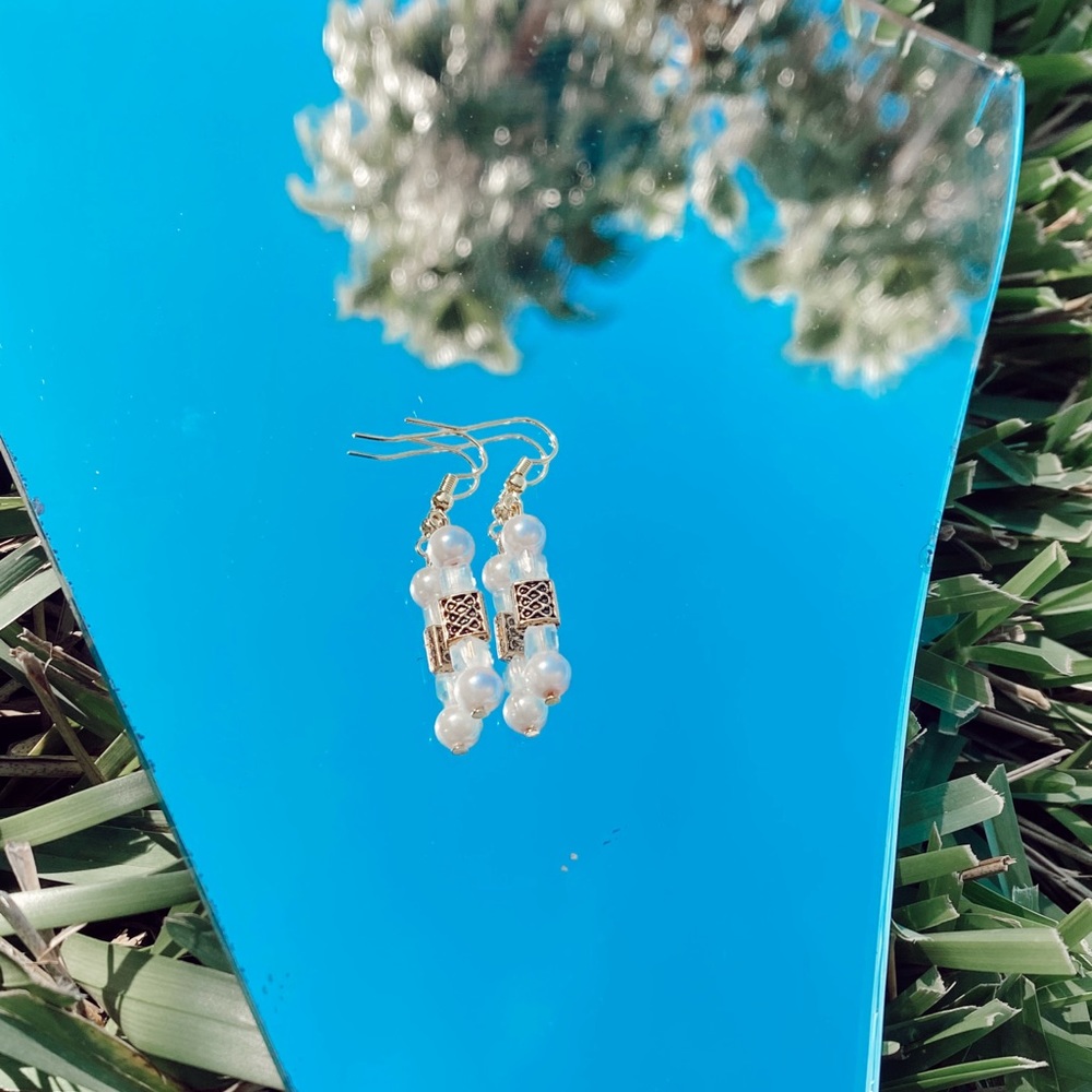 Pearl earrings ✨